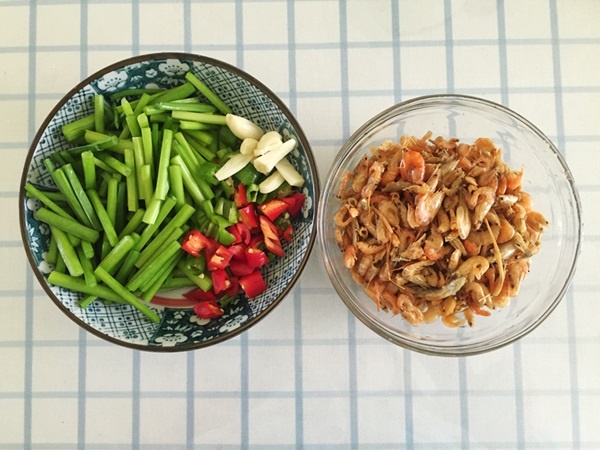 Có món tôm rang dân dã mà phòng cảm cúm hiệu quả vô cùng, 90% các mẹ chưa biết!-1