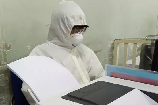NÓNG: Bác sĩ 