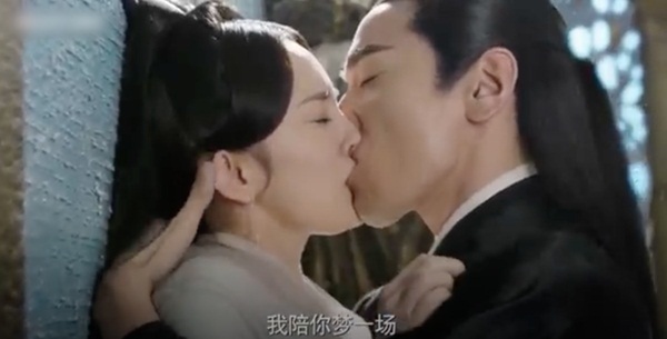 Tam sinh tam thế Chẩm thượng thư: Cảnh hôn đến sứt môi là Cao Vỹ Quang học theo Triệu Hựu Đình - Dương Mịch?-2