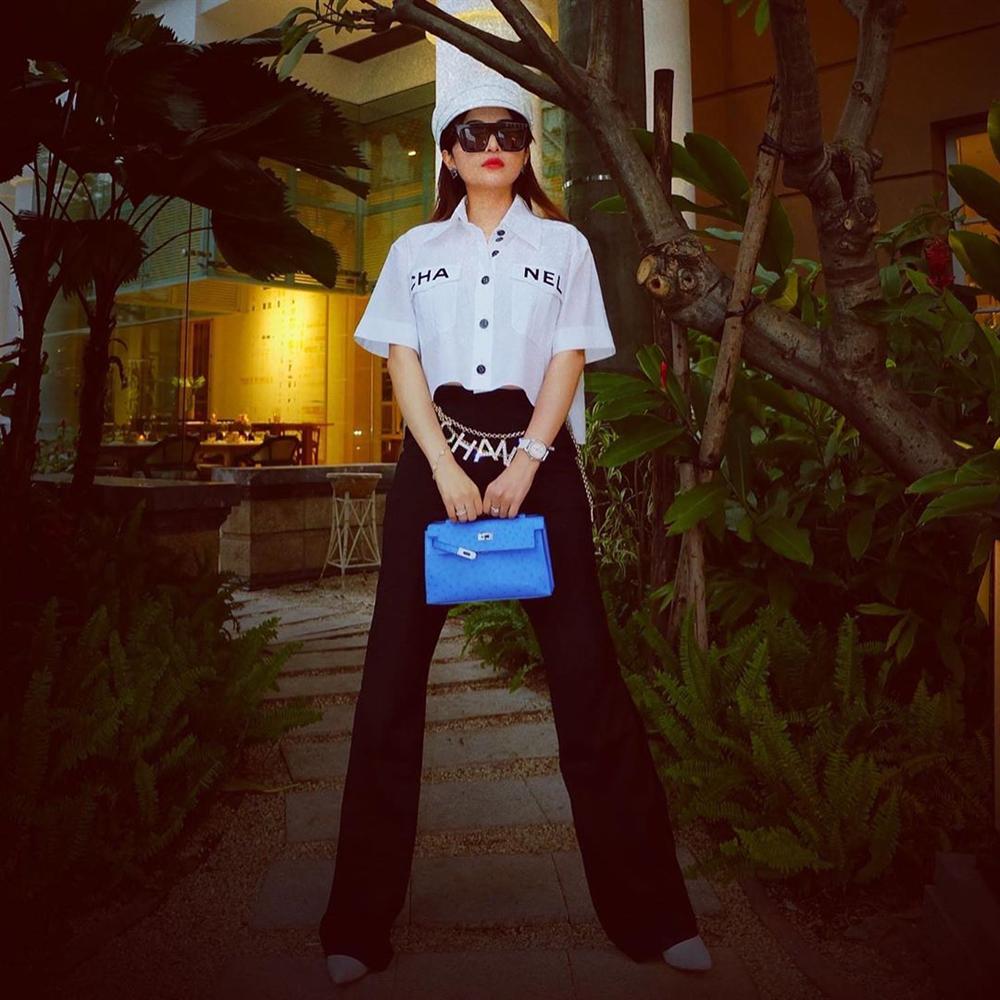 Vợ đại gia Minh Nhựa bắt trend hơi chậm, chẳng ngại so kè style từ Phượng Chanel đến Jennie-1