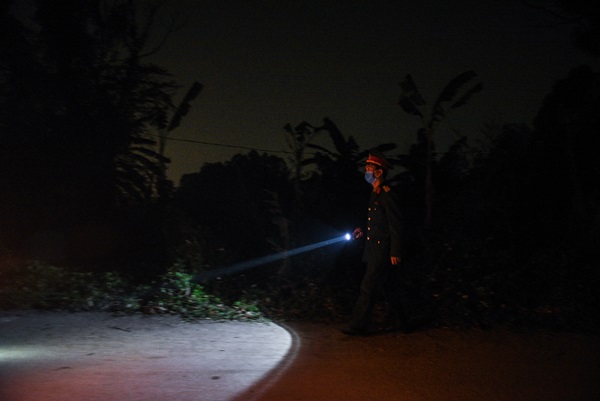 Nhịp sống ở tâm dịch Sơn Lôi những ngày phong toả-6