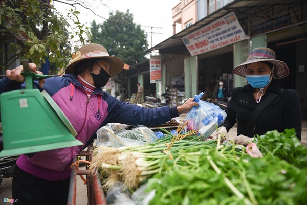 Nhịp sống ở tâm dịch Sơn Lôi những ngày phong toả-21