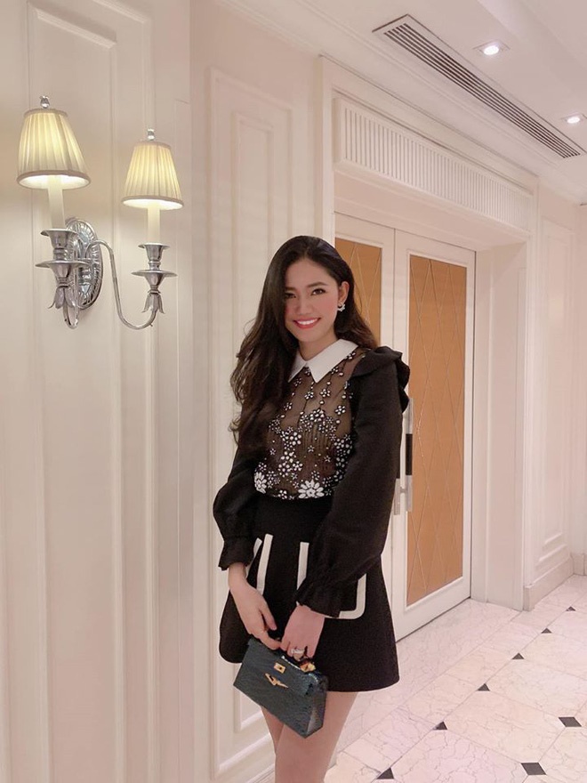 Cận cảnh biệt thự hoành tráng của Á hậu Thanh Tú và chồng đại gia-6