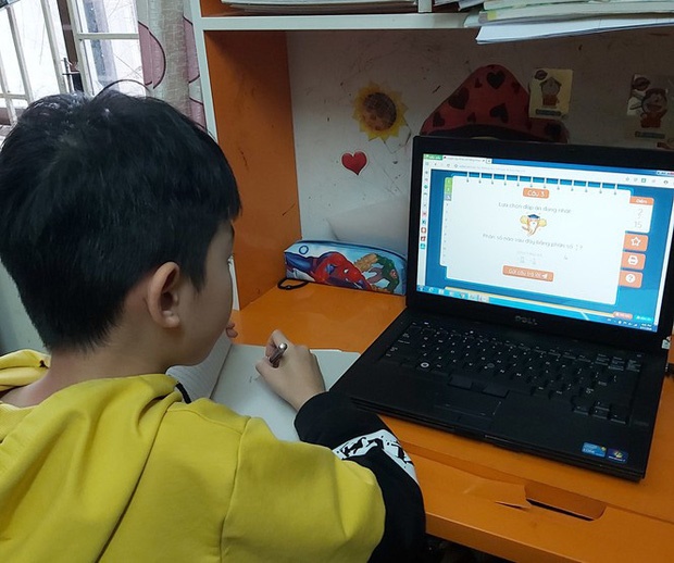 Phụ huynh đóng học phí ra sao trong kỳ nghỉ Covid – 19”?-1