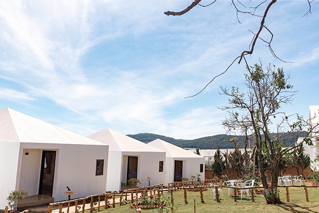 Nhà sao Việt ở Đà Lạt: Kẻ biệt thự 25 tỷ, người resort rộng 7.000m2-4