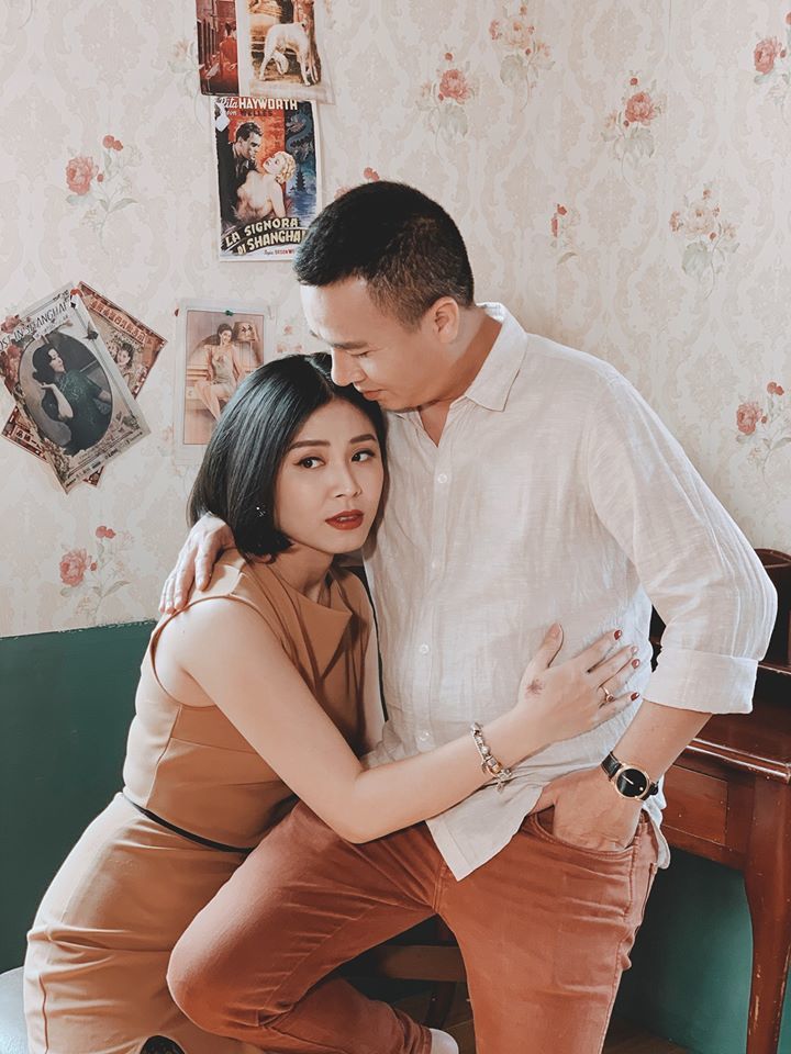 MC Hoàng Linh ngọt ngào bên chồng sau tin nhắn dằn mặt người cũ-5