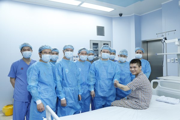 8 tiếng cân não thực hiện ca ghép chi thế giới chưa từng làm của BV Trung ương Quân đội 108-3