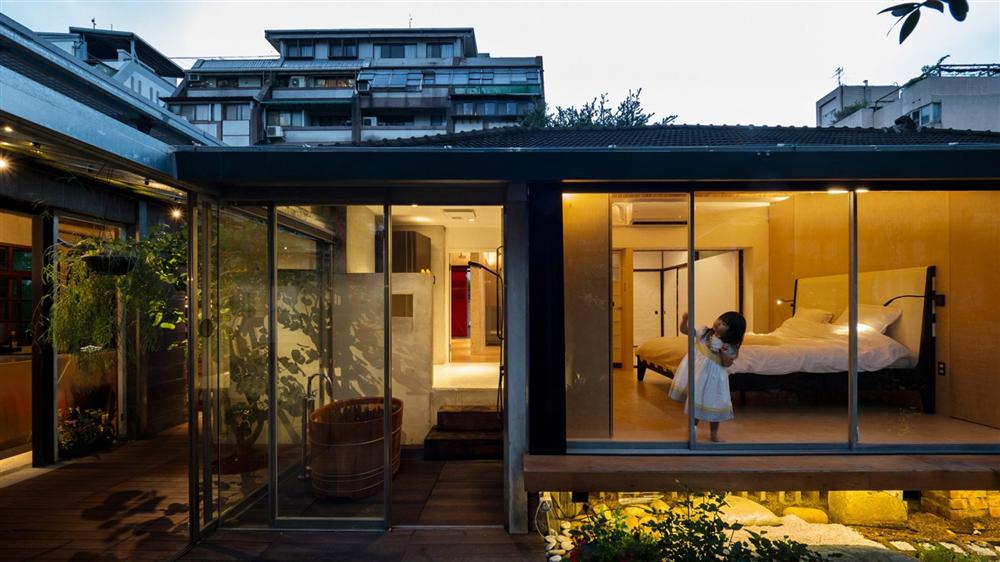 Biến ký túc xá cũ mèm thành ngôi nhà đầy cây xanh thu hút mọi lời trầm trồ-1