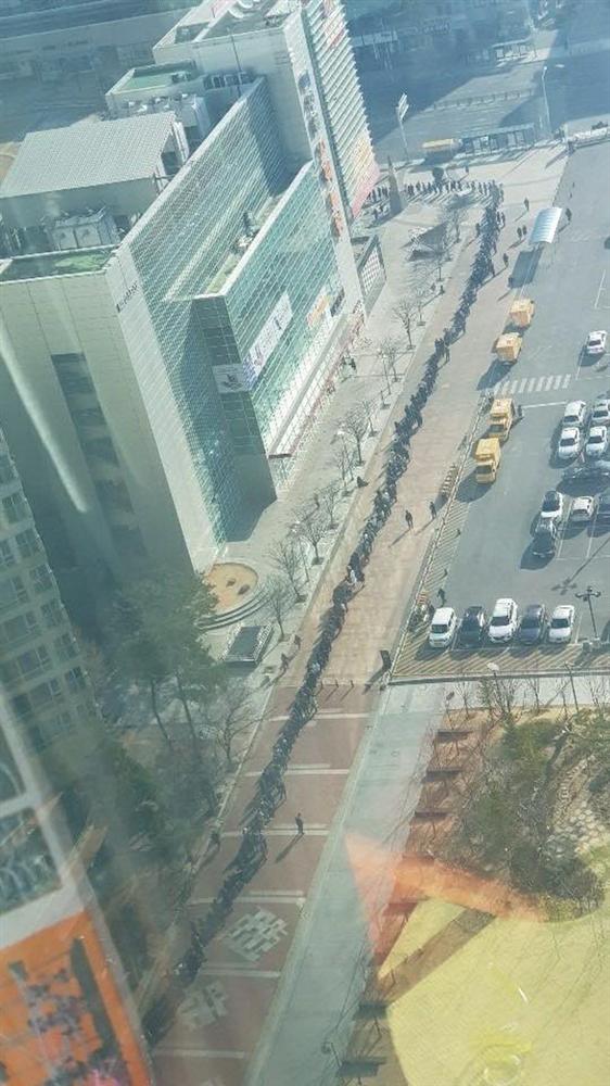 Du học sinh Việt tại tâm dịch Hàn Quốc: Nhiều người cấp tốc mua vé về nước, số khác ở lại vì sợ mang mầm bệnh về Việt Nam-2