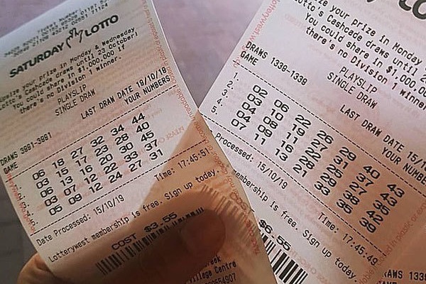 Đại lý hỗ trợ người bán vé số 50.000 đồng/ngày vì dịch Covid-19-2