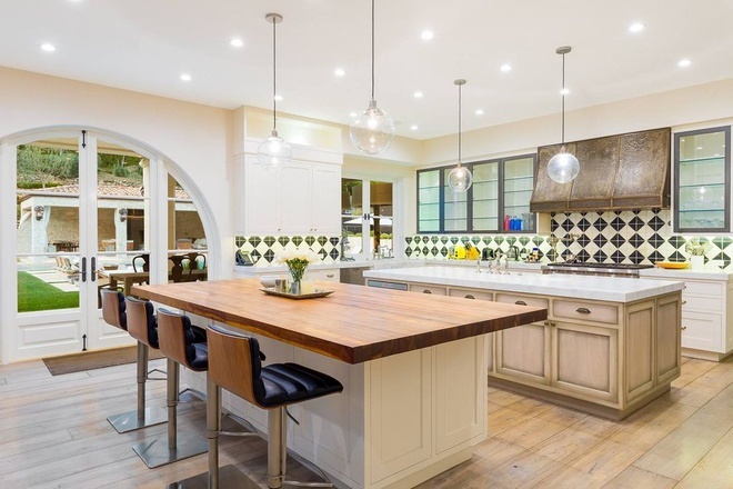 Biệt thự xa xỉ 7 triệu USD mà Hoàng tử Harry và vợ nhắm mua-5