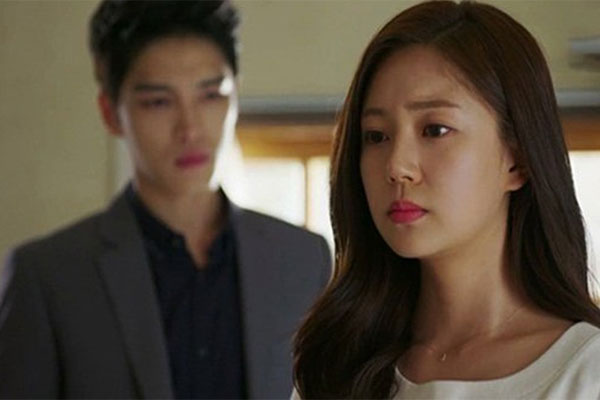 Cơn thịnh nộ của vợ giám đốc khiến nhân viên sợ hãi, lý do phía sau càng khó hiểu hơn-3