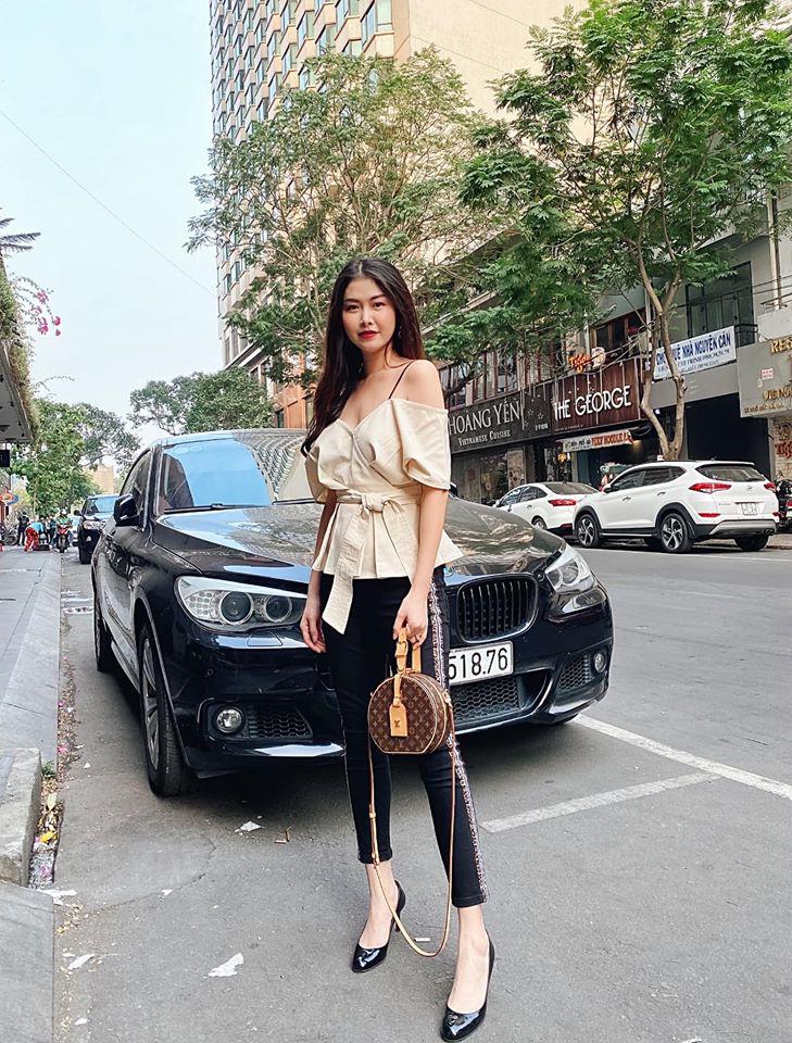 Bà xã Đăng Khôi tự tố mình bụng bự, nhưng dân tình lại chẳng thấy thế vì cô lên đồ quá khéo với 3 tips-5