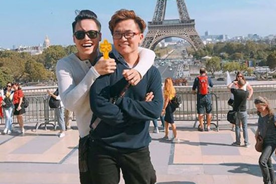 Fans tung bằng chứng MC Đại Nghĩa ở chung nhà với đàn em nghệ sĩ kém 17 tuổi?