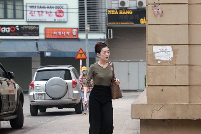 Dịch Covid-19: Nếp sinh hoạt ngày - đêm kỳ lạ ở phố Hàn” giữa Hà Nội-15