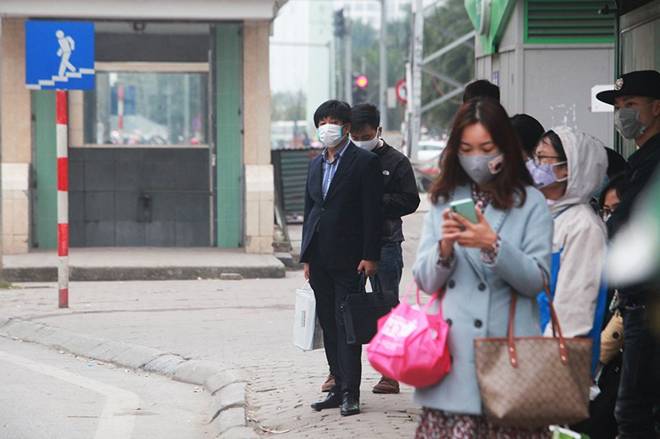 Dịch Covid-19: Nếp sinh hoạt ngày - đêm kỳ lạ ở phố Hàn” giữa Hà Nội-17