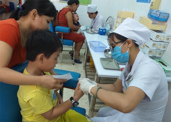 Trẻ em mắc tiểu đường ngày càng gia tăng, bác sĩ chỉ cách phát hiện bệnh tránh biến chứng nguy hiểm-1