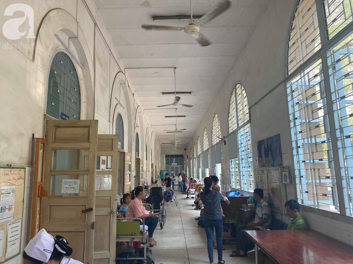 Tình tiết bất ngờ vụ dì tẩm xăng đốt cháu ruột vì món nợ 3 triệu đồng: Bà ngoại biến mất” cùng 200 triệu đồng tiền ủng hộ?-2