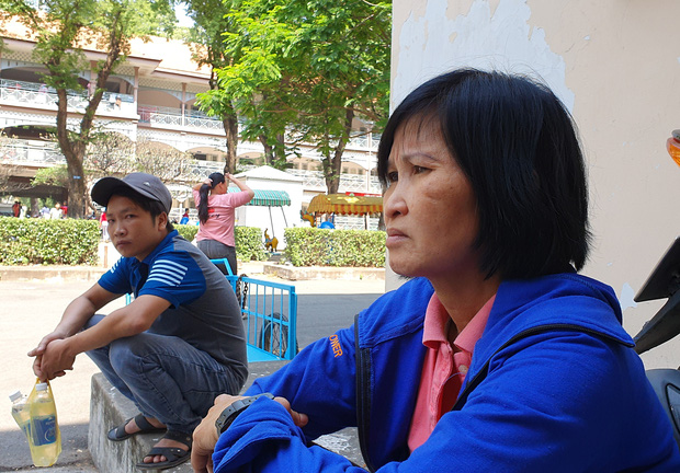 Vụ bé trai 6 tuổi bị dì ruột thiêu sống vì món nợ 3 triệu đồng: Thằng bé không chịu ăn uống, cứ hỏi ba ơi mẹ đâu rồi-7