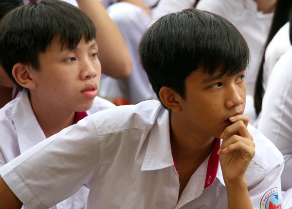 MỚI: TP HCM đề xuất cho học sinh THCS, THPT đi học lại từ ngày 16/3-2