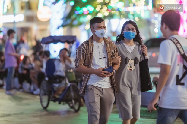 Tại sao TP.HCM đề xuất đến 16/3 mới cho học sinh đi học lại, lịch khác nhau giữa các cấp?-1