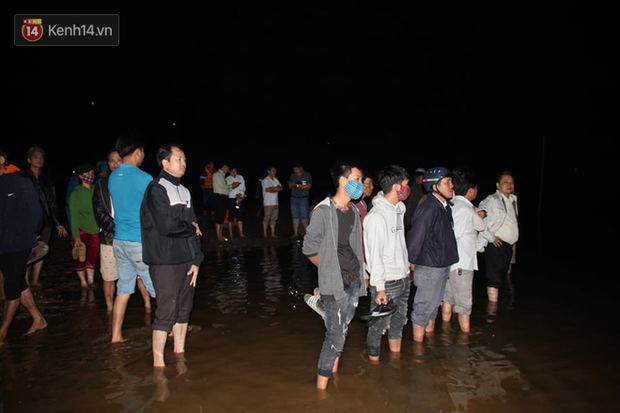 Vụ lật ghe thương tâm ở Quảng Nam: Đã tìm thấy 5 thi thể nạn nhân, còn 1 người mất tích-4
