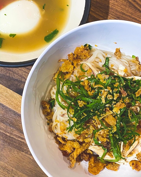 Cũng từ 4 món Chef Quốc đã ăn ở nhà hàng của Christine Hà chê dở, nhớp nháp”, hãy xem thực khách thế giới nhận xét ra sao?-5