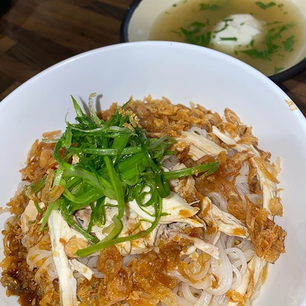 Cũng từ 4 món Chef Quốc đã ăn ở nhà hàng của Christine Hà chê dở, nhớp nháp”, hãy xem thực khách thế giới nhận xét ra sao?-7