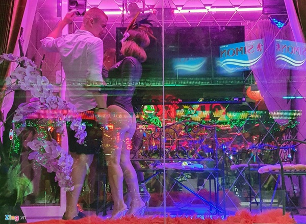 Tụ điểm ăn chơi bậc nhất Pattaya lúc 0h-12