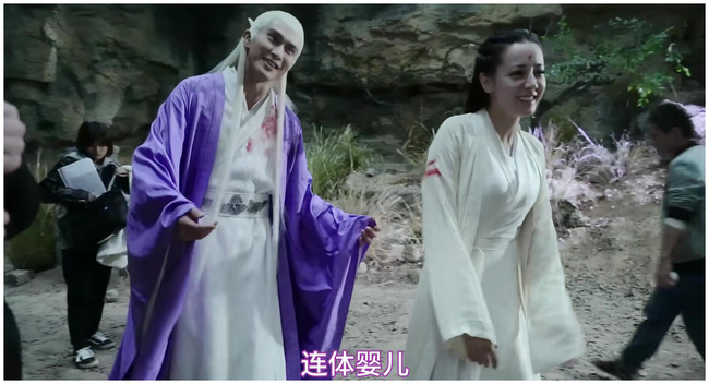 Tam sinh tam thế Chẩm thượng thư: Bí mật sau cảnh hôn thô bạo, Cao Vỹ Quang hốt hoảng vì làm đau Địch Lệ Nhiệt Ba-5