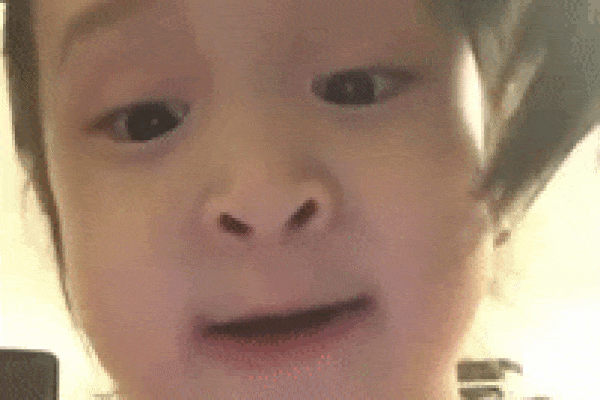 Bà cụ non khóc sướt mướt xin lỗi bố nhưng không quên văn vở, dân tình thi nhau thả haha-2