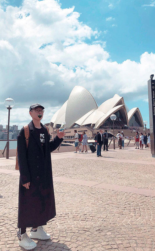 24 tuổi, Đức Phúc có nhà sang, xe tiền tỷ, xài đồ hiệu cùng 10 sổ tiết kiệm-21