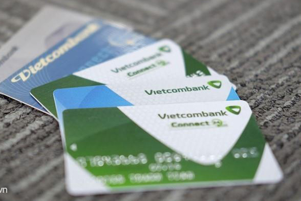 32 ngân hàng đồng loạt miễn, giảm phí chuyển tiền-2