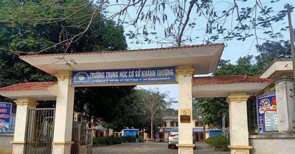 Bất ngờ nhân thân của cán bộ thú y liên quan đường dây mua trinh trẻ em ở Hà Nội-1