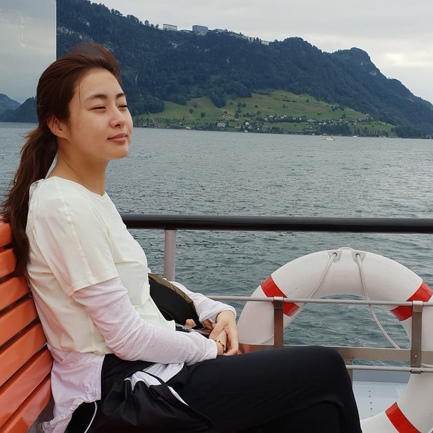 Tình cũ của Hyun Bin: Style thường ngày có thể hơi nhạt nhưng làn da mộc mạc ở tuổi 30 lại đẹp xuất chúng không thua gì Son Ye Jin-12