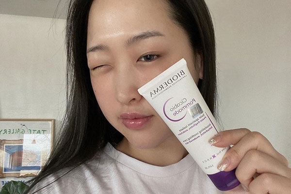 Chăm lướt mạng xã hội là bạn sẽ góp nhặt được khối bí kíp skincare giúp lột xác làn da ngoạn mục như 7 tips dưới đây-4