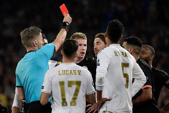 Ronaldo bần thần vì bại trận; Man City ngược dòng nhấn chìm Real Madrid-4