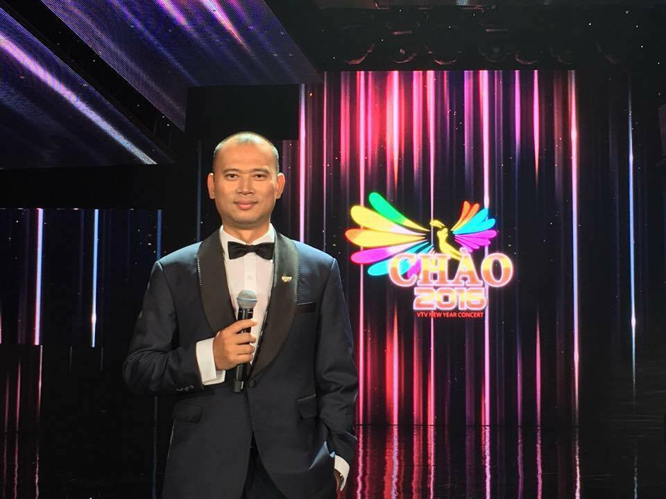 Hình ảnh đáng nhớ của MC Long Vũ trước khi từ nhiệm ở VTVCab-12