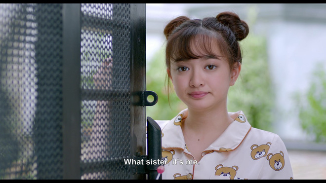 Nữ chính Em chưa 18 trưởng thành và quyến rũ sau 4 năm vụt sáng-1