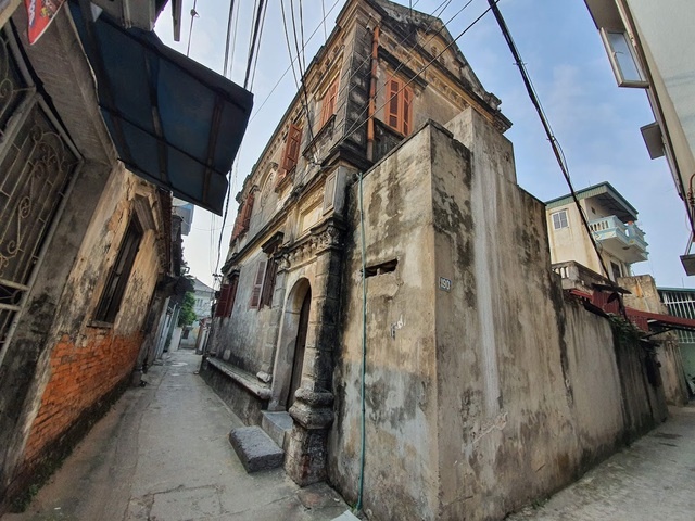 Căn biệt thự Pháp cổ 100 tuổi của đại gia làng miến nức tiếng Hà Nội xưa-2