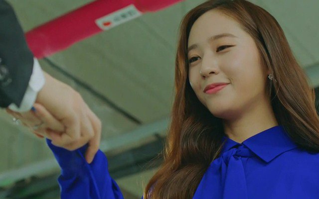 Đưa cô gái lạ về ở nhờ, vừa thấy mặt chồng tôi đã hét lạc giọng-1