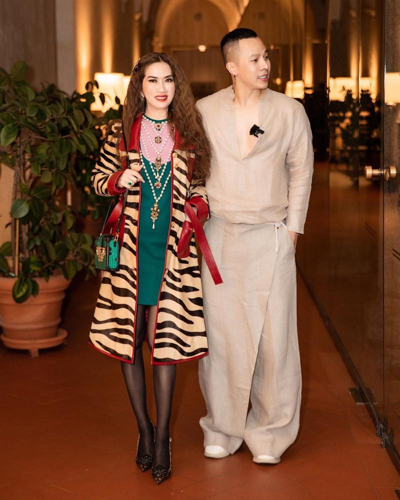 Niềm đam mê bất tận của Vũ Khắc Tiệp với những chiếc quần thụng cực kỳ phá dáng-8