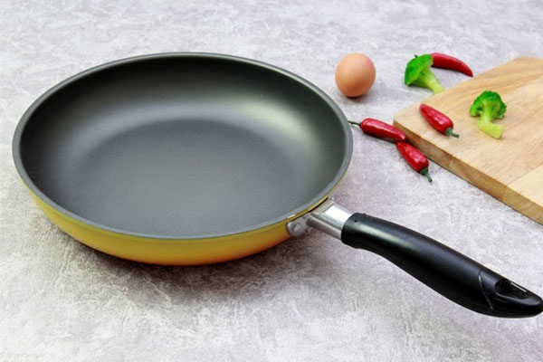 8 lỗi sai mà ai cũng làm khi cất quần áo vào tủ, lấy ra nhàu nhĩ như giẻ lau-4