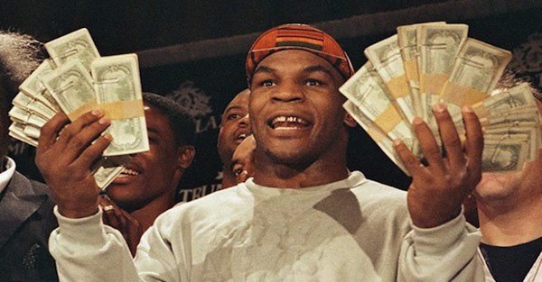 Mike Tyson: Huyền thoại sa cơ, ăn chơi trác táng và cú sốc mất con gái đau đớn-3