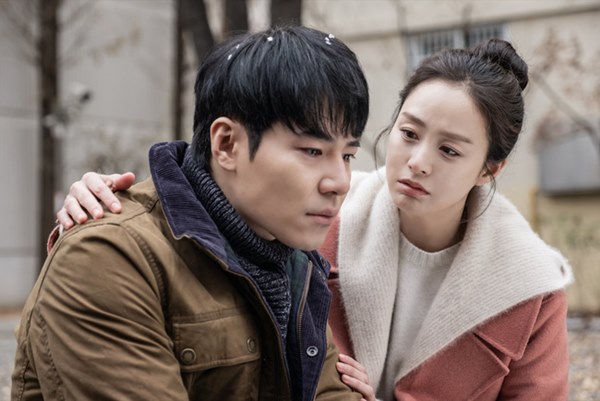 Hi Bye, Mama: Giàu nứt vách như Kim Tae Hee nhưng chỉ có một bộ trang phục để mặc đóng phim, vì sao thế này?-4