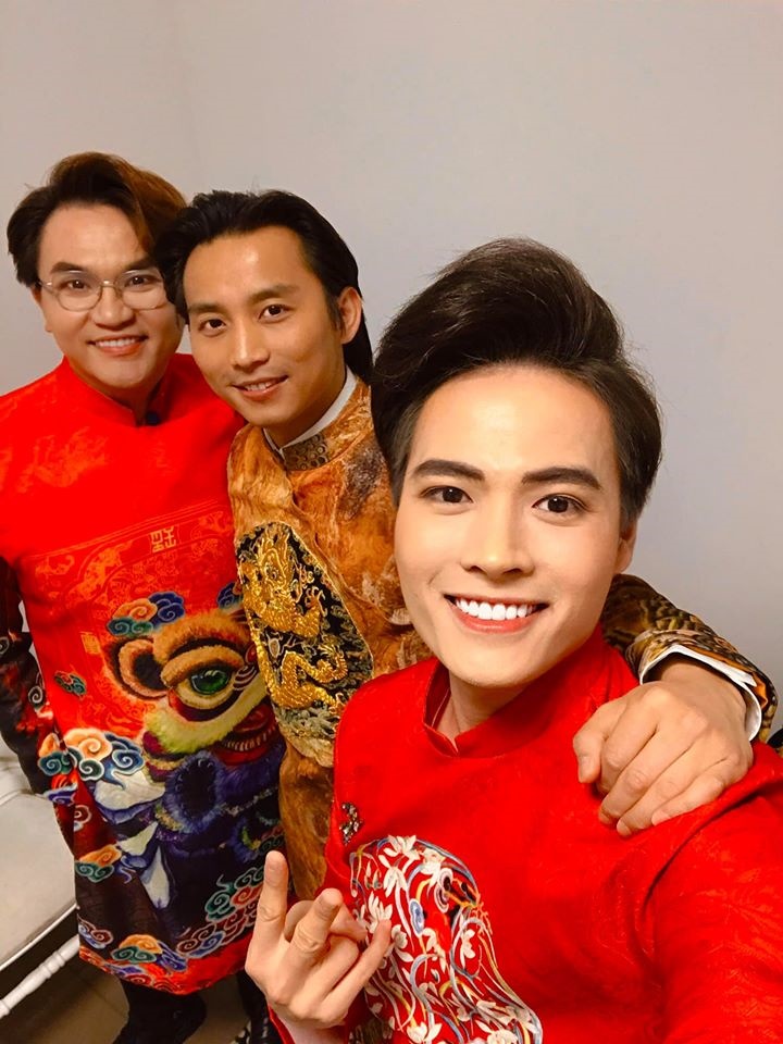 Choáng trước biệt thự như cung điện của MC giàu nhất VN” cùng tình tin đồn kém 17 tuổi-10