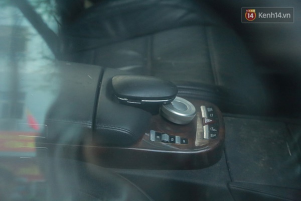 Siêu xe Bentley 20 tỷ nằm xếp xó” trên vỉa hè Hà Nội, hơn 5 năm qua không ai biết chủ nhân ở đâu-12