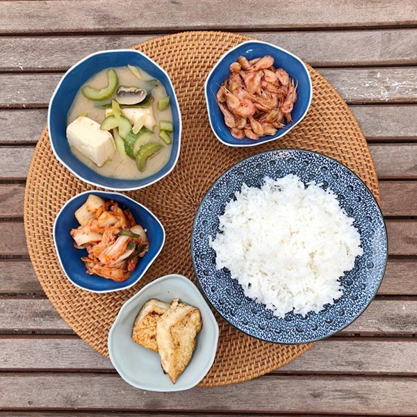 Cần gì cao sang, mâm cơm quê cũng làm nàng dâu triệu đô Tăng Thanh Hà thoả lòng-7