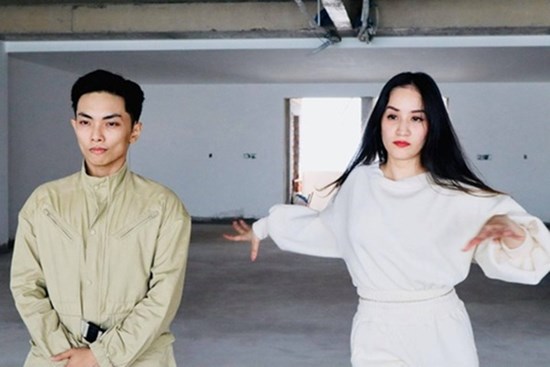 Khánh Thi - Phan Hiển gây chú ý khi nhảy với 'ON' của BTS