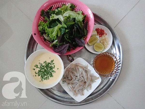 Con cực lười ăn cá, chiều về tôi làm&nbsp;món cá chiên này bé mới chịu ăn!-3